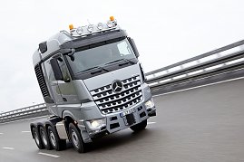 Arocs bis 250 Tonnen im Bauverkehr (Foto: Daimler Truck AG)