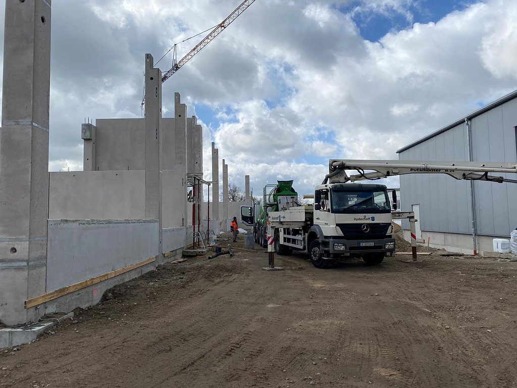 BaustellenUpdate aus der Dresdener Straße in Wittenberg Hochbau