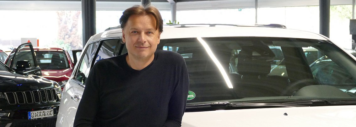 Jorgo Papavassiliou ist seit f&uuml;nf Monaten happy mit seinem Grand Cherokee. Uns sagte er jetzt, warum.