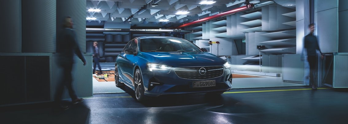 FORTSCHRITTLICHE LICHTTECHNOLOGIE