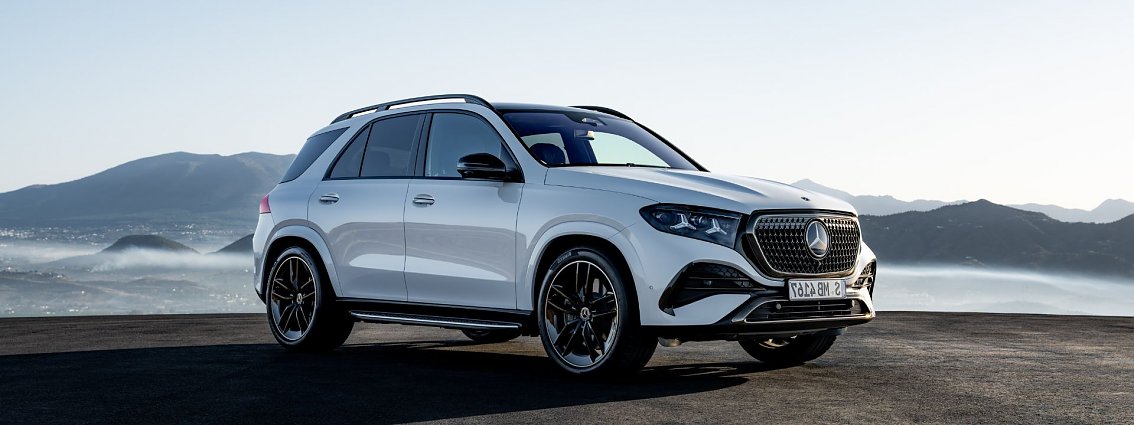 Man sieht den neuen Mercedes-Benz GLE.