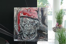 Dieses Porträt von Niki Lauda ist bereits verkauft und nur noch als Druck erhältlich. (Foto: Fischer/Autohaus Peter)