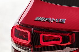 Mercedes-AMG GLB 35 4MATIC (Kraftstoffverbrauch kombiniert: 7,6-7,5 l/100 km; CO2-Emissionen kombiniert: 173-171 g/km) (Foto: Daimler AG)