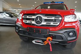 Übergabe des Kommando-Einsatzwagens