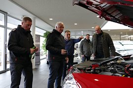 Übergabe des Kommando-Einsatzwagens