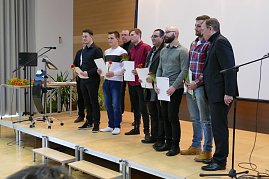 Zeugnisübergabe an unsere Mechatroniker-Gesellen