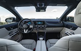 Mercedes-Benz GLA 220d [Kraftstoffverbrauch kombiniert: 4,9-4,7 l/100 km; CO2-Emissionen kombiniert: 129123 g/km] (Foto: Mercedes-Benz AG)
