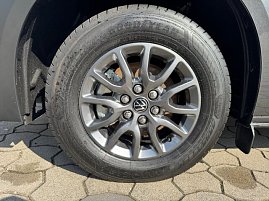 VW T7 Caravelle (Detailansicht Vorderrad/Felge) (Foto: Autohaus Peter)