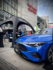 Bilder von den Impressionen am Stand, am Streckenrand und vom Läuferteam.