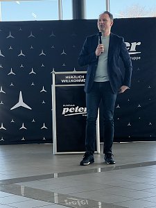 Andreas Peter hält das Schlusswort.