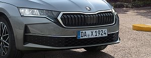 Der �koda Octavia 30 Jahre.


