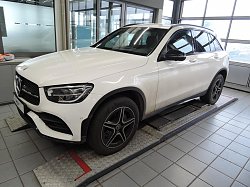 Mercedes-Benz GLC 300 de 4M AMG/ Night/ LED/ Distronic/ Kamera/ AHK Mercedes-Benz GLC 300 de 4M AMG/ Night/ LED/ Distronic/ Kamera/ AHK