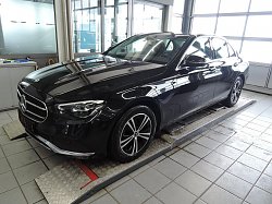 Mercedes-Benz E 220 d Limousine Avantgarde/ MBUX/ Burm/ Ambiente