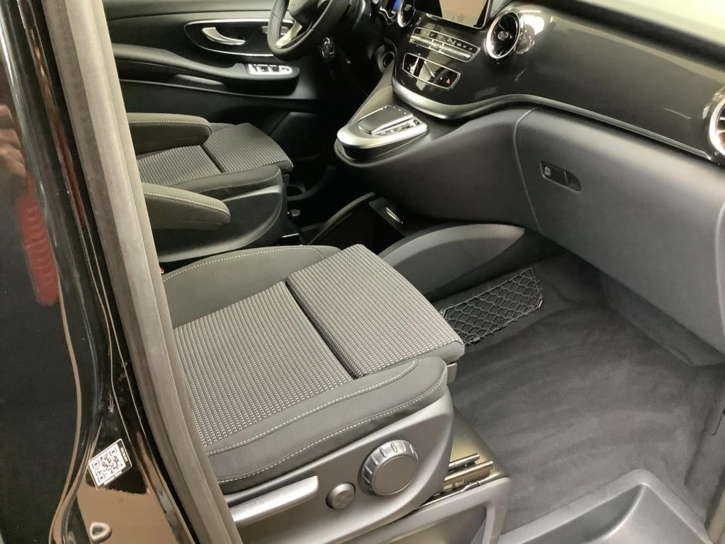 Mercedes-Benz V 300 d extralang 4 Matic/AIRMATIC/Standheizung Mercedes-Benz V 300 d extralang 4 Matic/AIRMATIC/Standheizung