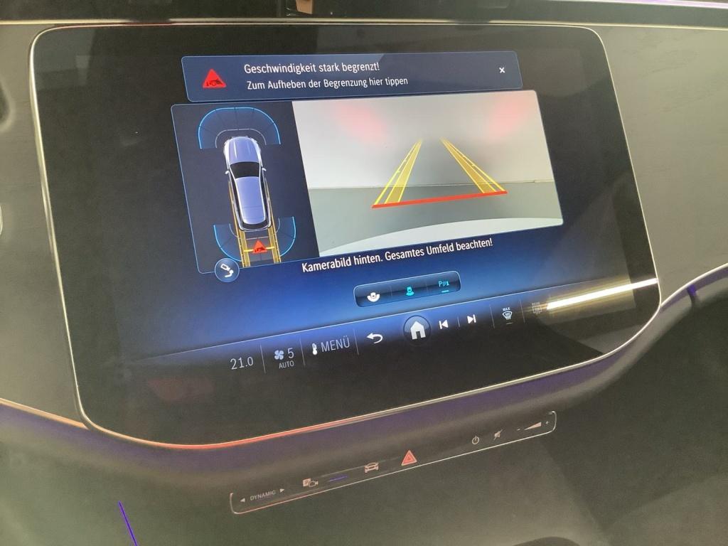 Mercedes-Benz E 220 d T AMG/Night/19/LED/Distronic/Kamera/AHK Mercedes-Benz E 220 d T AMG/Night/19/LED/Distronic/Kamera/AHK