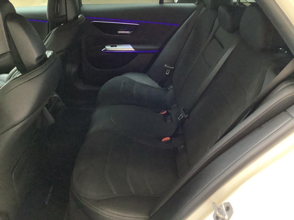 Mercedes-Benz E 220 d T AMG/Night/19/LED/Distronic/Kamera/AHK Mercedes-Benz E 220 d T AMG/Night/19/LED/Distronic/Kamera/AHK