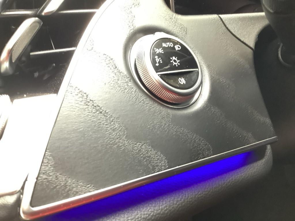 Mercedes-Benz E 220 d T AMG/Night/19/LED/Distronic/Kamera/AHK Mercedes-Benz E 220 d T AMG/Night/19/LED/Distronic/Kamera/AHK