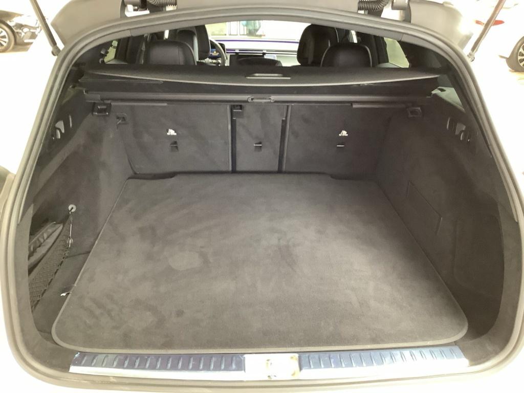 Mercedes-Benz E 220 d T AMG/Night/19/LED/Distronic/Kamera/AHK Mercedes-Benz E 220 d T AMG/Night/19/LED/Distronic/Kamera/AHK