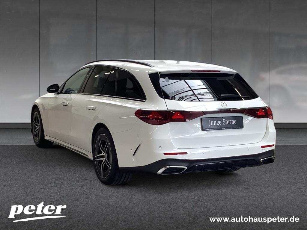 Mercedes-Benz E 220 d T AMG/Night/19/LED/Distronic/Kamera/AHK Mercedes-Benz E 220 d T AMG/Night/19/LED/Distronic/Kamera/AHK
