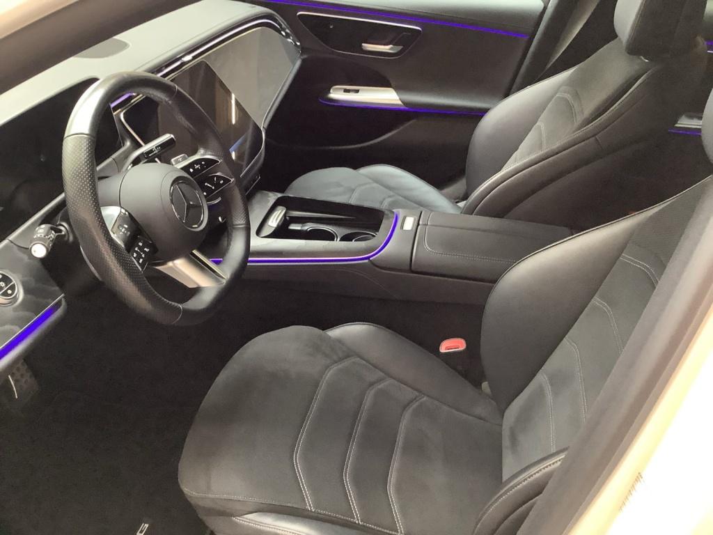 Mercedes-Benz E 220 d T AMG/Night/19/LED/Distronic/Kamera/AHK Mercedes-Benz E 220 d T AMG/Night/19/LED/Distronic/Kamera/AHK