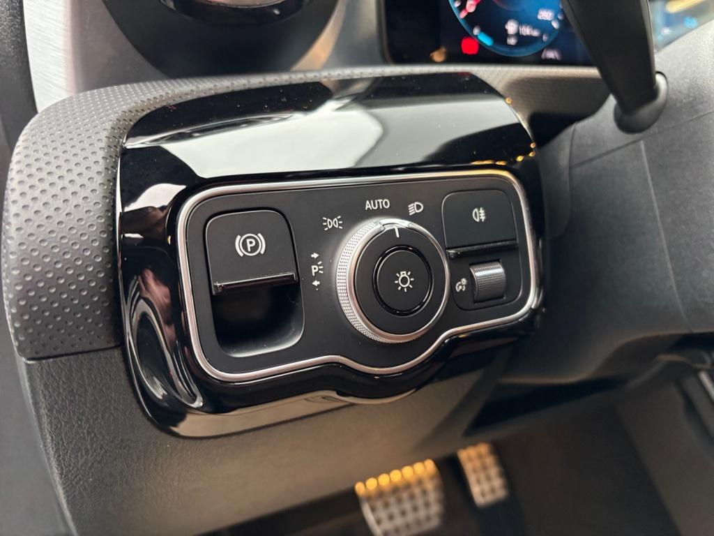 Mercedes-Benz CLA 250 e Coupé AMG/Night/Multibeam/Kamera/DAB/ Mercedes-Benz CLA 250 e Coupé AMG/Night/Multibeam/Kamera/DAB/