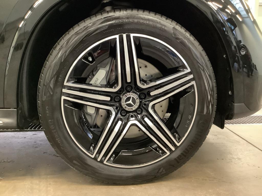 Mercedes-Benz GLC 220 d 4MATIC Coupé AMG+20+PANO+AHK+MBUX+9G Mercedes-Benz GLC 220 d 4MATIC Coupé AMG+20+PANO+AHK+MBUX+9G