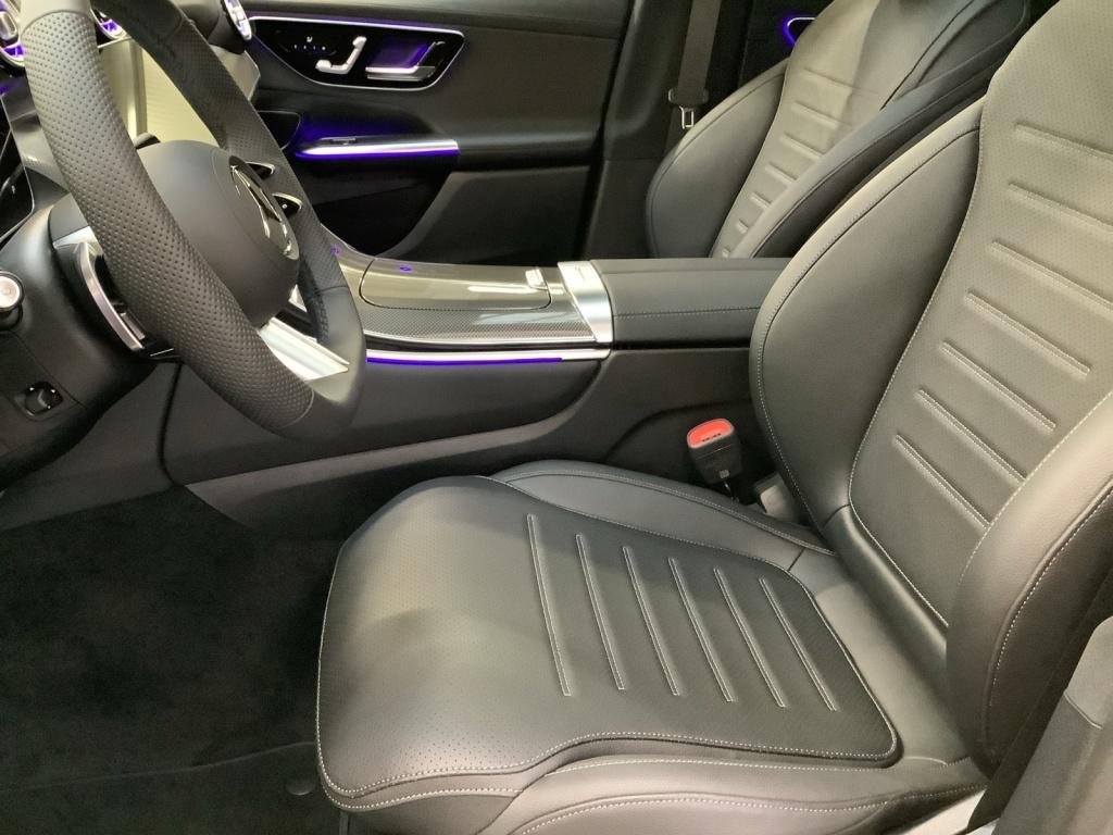 Mercedes-Benz GLC 220 d 4MATIC Coupé AMG+20+PANO+AHK+MBUX+9G Mercedes-Benz GLC 220 d 4MATIC Coupé AMG+20+PANO+AHK+MBUX+9G