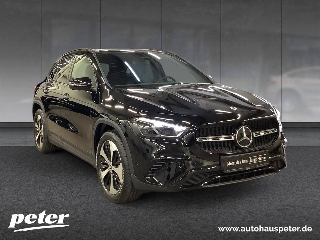 Mercedes-Benz GLA 220 4MATIC +NIGHT+19+PANO+8G+MULTIBEAM+AHK+ Mercedes-Benz GLA 220 4MATIC +NIGHT+19+PANO+8G+MULTIBEAM+AHK+