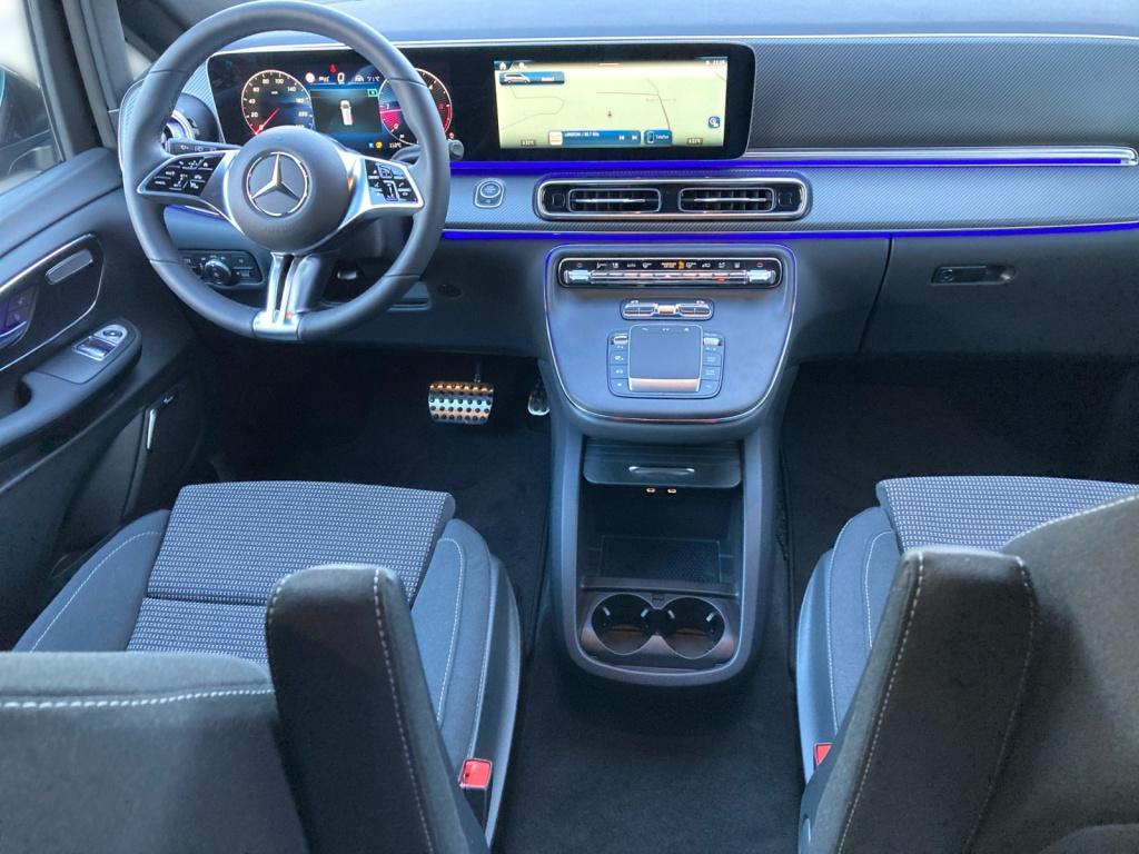 Mercedes-Benz V 300 d Style AMG/Night Paket/Multibeam/AHK 2,5t Mercedes-Benz V 300 d Style AMG/Night Paket/Multibeam/AHK 2,5t