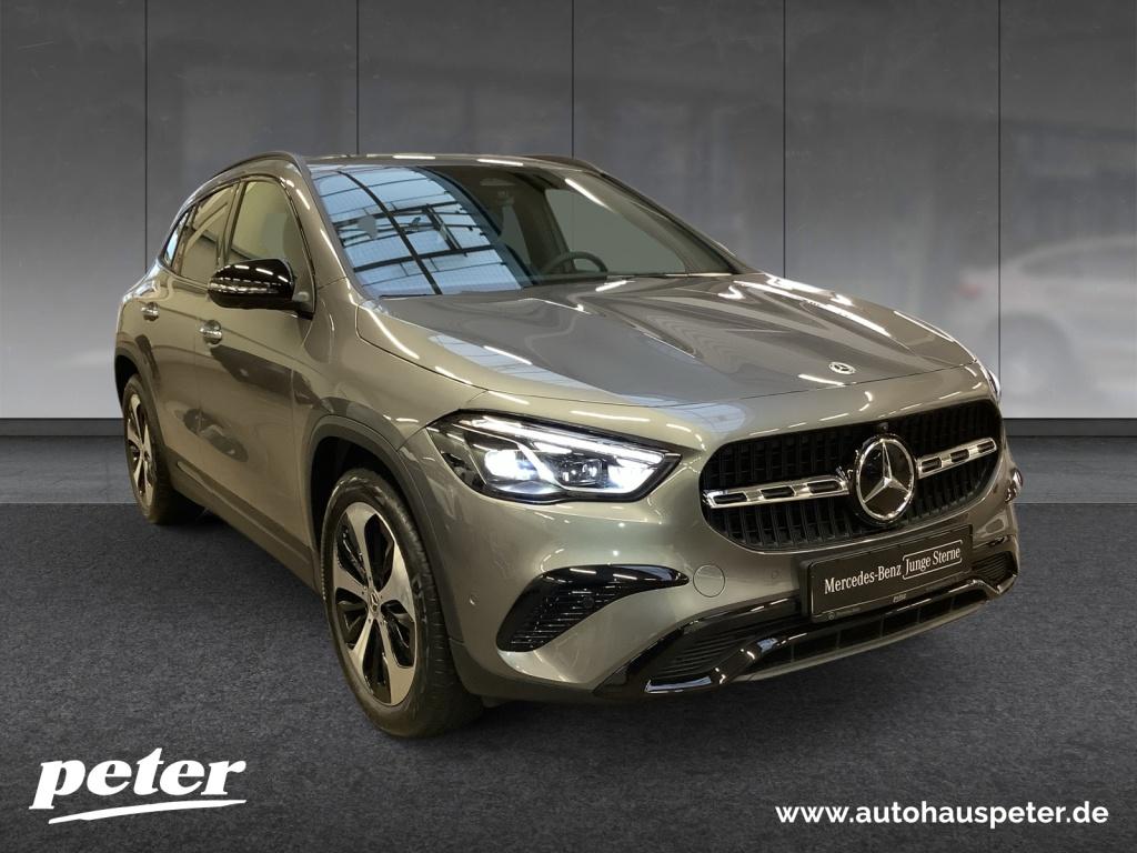 Mercedes-Benz GLA 220 4MATIC +NIGHT+MULTIBEAM+MBUX+19+8G-DCT+ Mercedes-Benz GLA 220 4MATIC +NIGHT+MULTIBEAM+MBUX+19+8G-DCT+