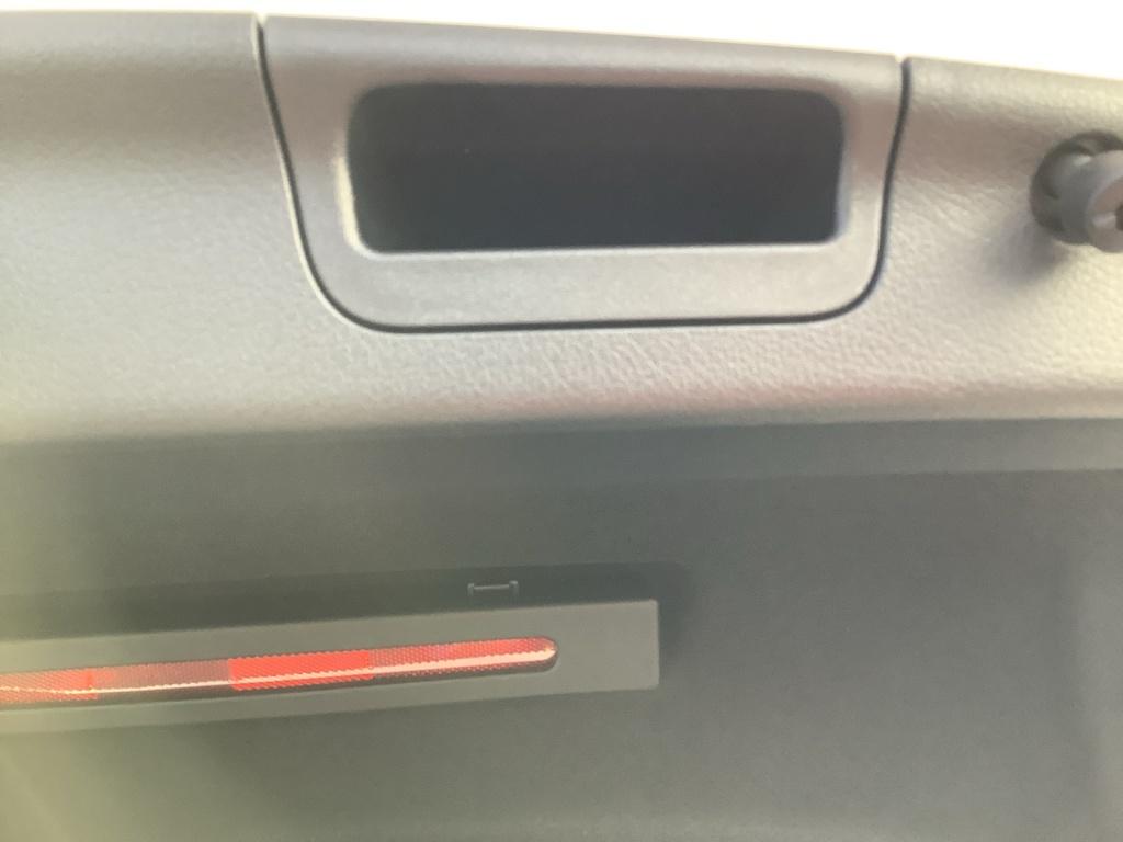 Mercedes-Benz C 180 ++AMG+NIGHT+9G-TRONIC+LED+MBUX+THERMATIC++ Mercedes-Benz C 180 ++AMG+NIGHT+9G-TRONIC+LED+MBUX+THERMATIC++