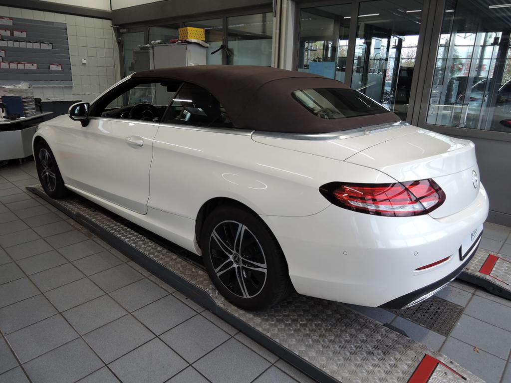 Mercedes-Benz C 300 Cabriolet /Multibeam/Distronic/Burmester/ Mercedes-Benz C 300 Cabriolet /Multibeam/Distronic/Burmester/