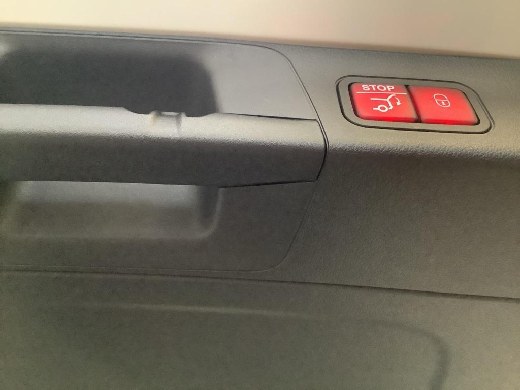 Mercedes-Benz EQB 300 4M AMG/Night/19/LED/Pano-SD/Burmester/ Mercedes-Benz EQB 300 4M AMG/Night/19/LED/Pano-SD/Burmester/