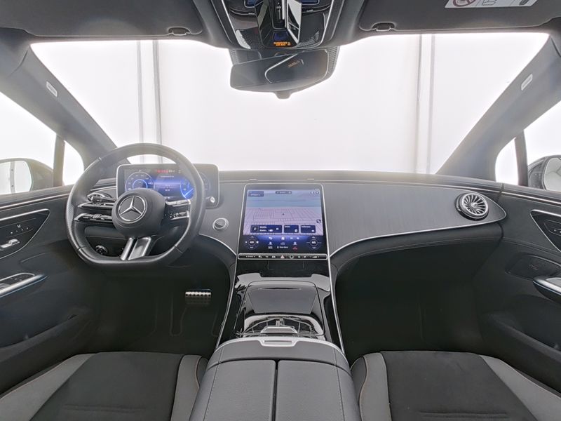 Mercedes-Benz EQE 300 AMG/LED/Panorama-SD/Memory-P./Kamera/ Mercedes-Benz EQE 300 AMG/LED/Panorama-SD/Memory-P./Kamera/