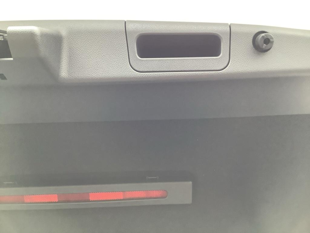 Mercedes-Benz E 200 Limousine ++AMG+9G+MBUX+PANO+20+NIGHT++ Mercedes-Benz E 200 Limousine ++AMG+9G+MBUX+PANO+20+NIGHT++