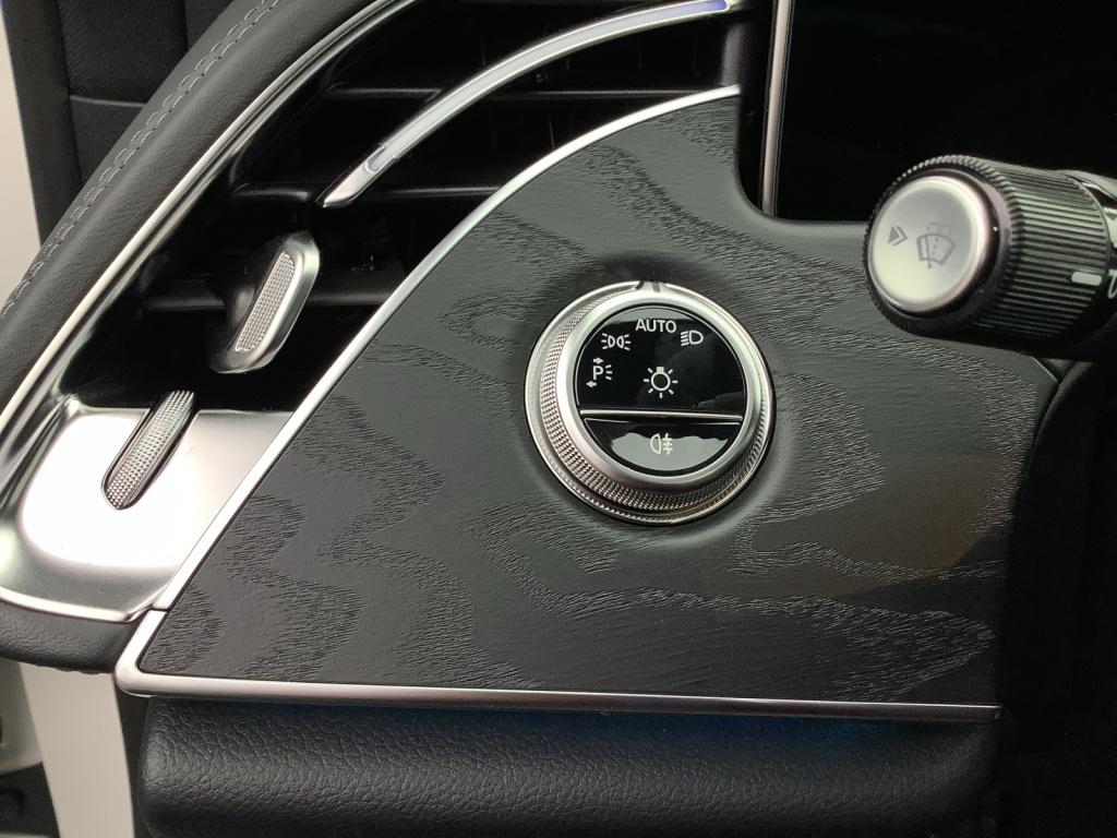 Mercedes-Benz E 200 Limousine ++AMG+9G+MBUX+PANO+20+NIGHT++ Mercedes-Benz E 200 Limousine ++AMG+9G+MBUX+PANO+20+NIGHT++