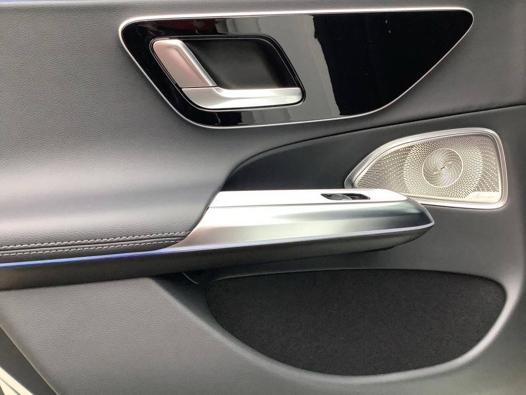 Mercedes-Benz E 200 Limousine ++AMG+9G+MBUX+PANO+20+NIGHT++ Mercedes-Benz E 200 Limousine ++AMG+9G+MBUX+PANO+20+NIGHT++