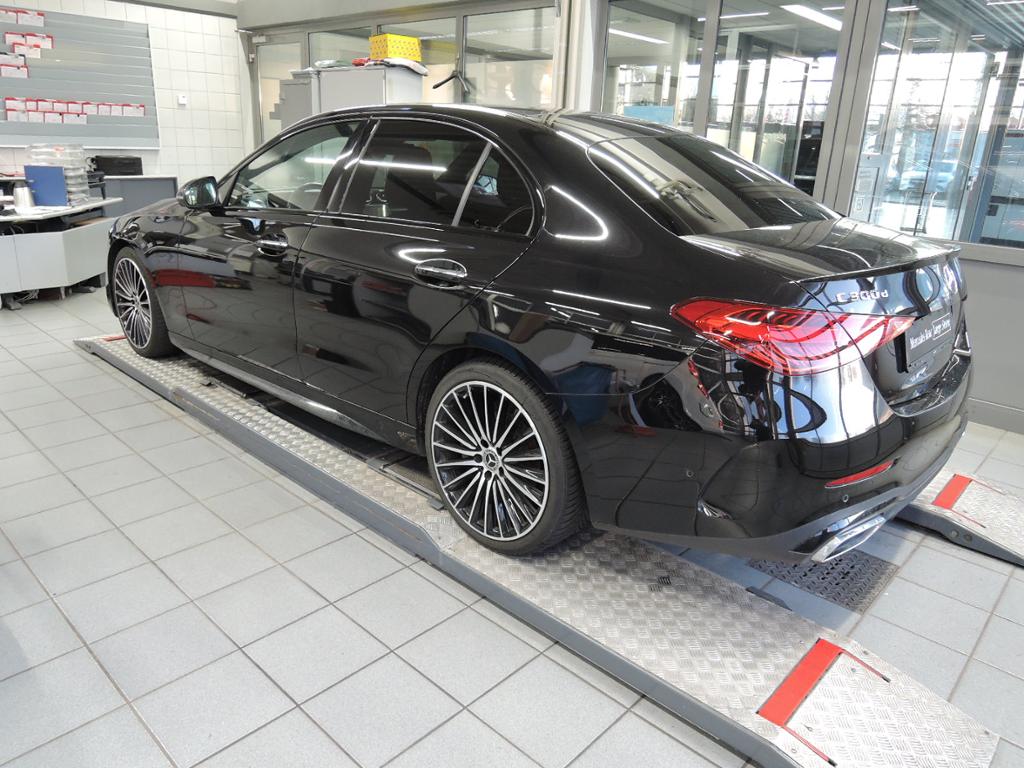 Mercedes-Benz C 300 d 4M AMG/Night/LED/Panorama-SD/Distronic/ Mercedes-Benz C 300 d 4M AMG/Night/LED/Panorama-SD/Distronic/