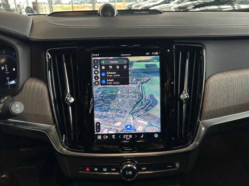 Volvo V90 Cross Country AWD/Pro/LED/Standheizung/HUD/ Volvo V90 Cross Country AWD/Pro/LED/Standheizung/HUD/