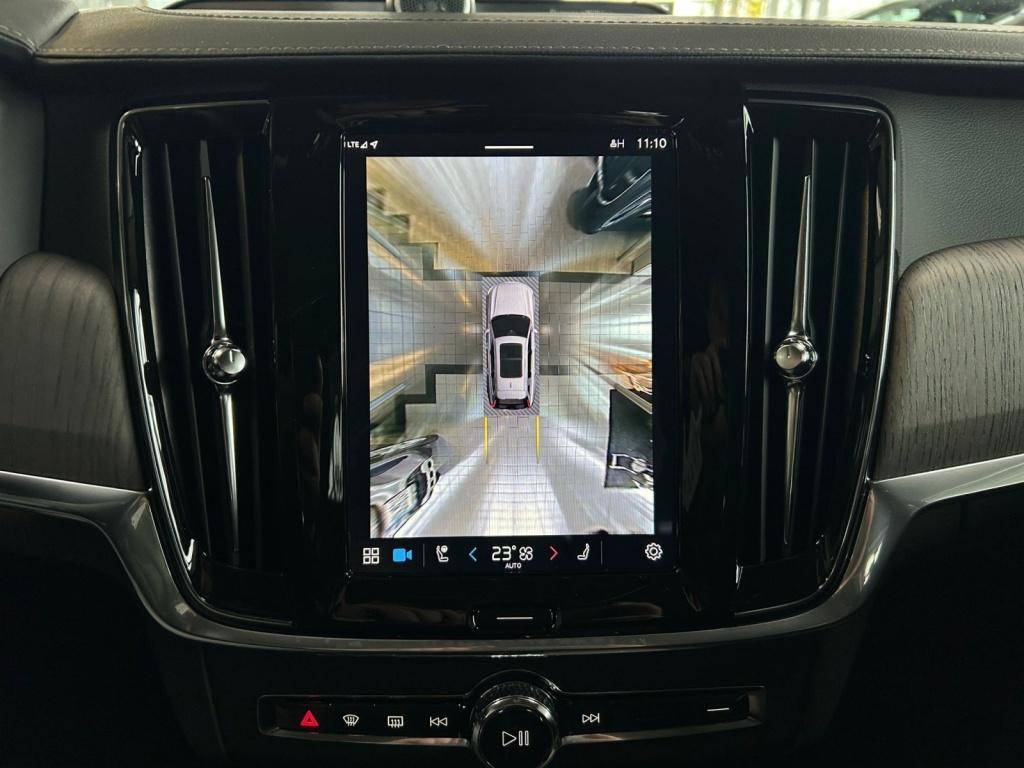 Volvo V90 Cross Country AWD/Pro/LED/Standheizung/HUD/ Volvo V90 Cross Country AWD/Pro/LED/Standheizung/HUD/