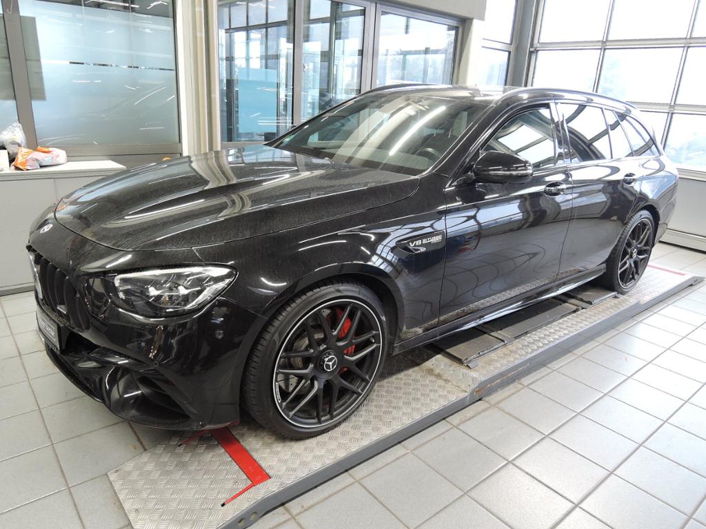 Mercedes-Benz AMG E 63 S 4M+ T AMG/Night/Drivers-P./ Mercedes-Benz AMG E 63 S 4M+ T AMG/Night/Drivers-P./