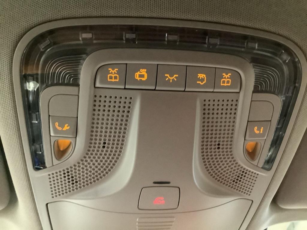 Mercedes-Benz V 300d 4M Avantgarde extralang Distronic/360° Mercedes-Benz V 300d 4M Avantgarde extralang Distronic/360°