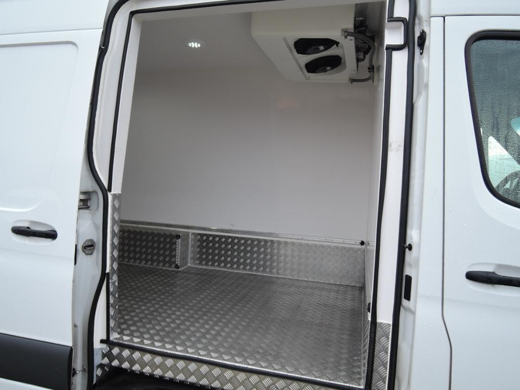 Mercedes-Benz Sprinter 317CDI ThermoKing C450e Tiefkühler Mercedes-Benz Sprinter 317CDI ThermoKing C450e Tiefkühler