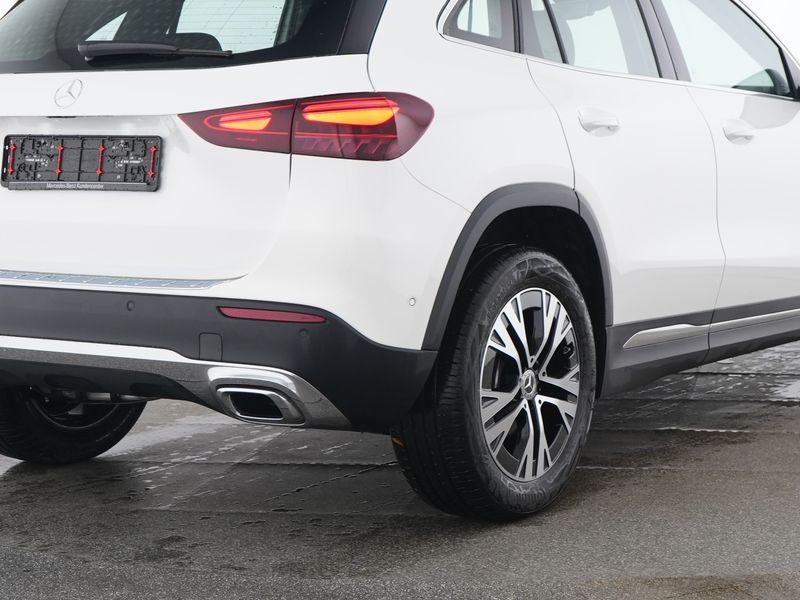 Mercedes-Benz GLA 180 Progressive/Advanced/LED/Kamera/EasyPack Mercedes-Benz GLA 180 Progressive/Advanced/LED/Kamera/EasyPack