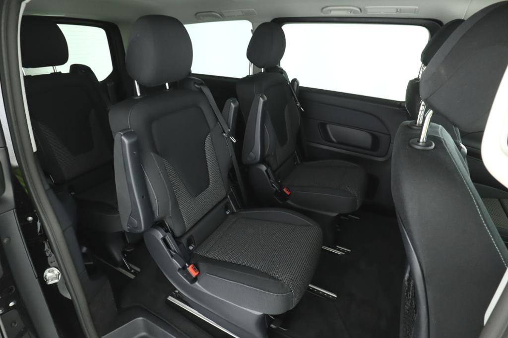 Mercedes-Benz V 220 d STYLE Lang Distronic/MultiBeam LED Mercedes-Benz V 220 d STYLE Lang Distronic/MultiBeam LED