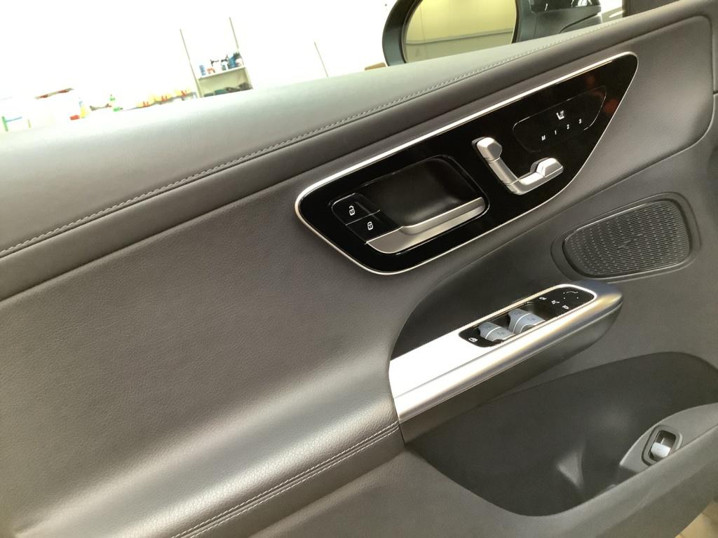 Mercedes-Benz GLC 300 de 4M Coupé AMG/LED/360°K/Panorama-D/AHK Mercedes-Benz GLC 300 de 4M Coupé AMG/LED/360°K/Panorama-D/AHK