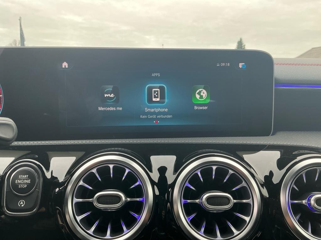 Mercedes-Benz CLA 220 d Coupé AMG/Night/19/LED/Distronic/ Mercedes-Benz CLA 220 d Coupé AMG/Night/19/LED/Distronic/