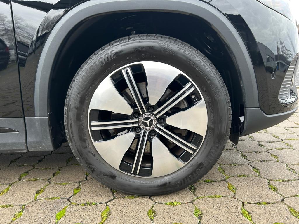 Mercedes-Benz EQA 250 Night/Electric Art/LED/Pano-SD/Distronic Mercedes-Benz EQA 250 Night/Electric Art/LED/Pano-SD/Distronic