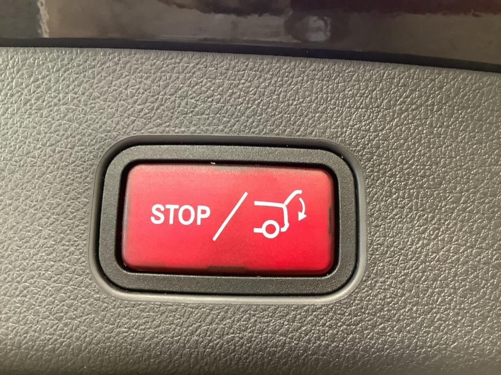 Mercedes-Benz GLC 300 de 4M AMG/ADVANCED/NIGHT/19/DIGITAL Mercedes-Benz GLC 300 de 4M AMG/ADVANCED/NIGHT/19/DIGITAL