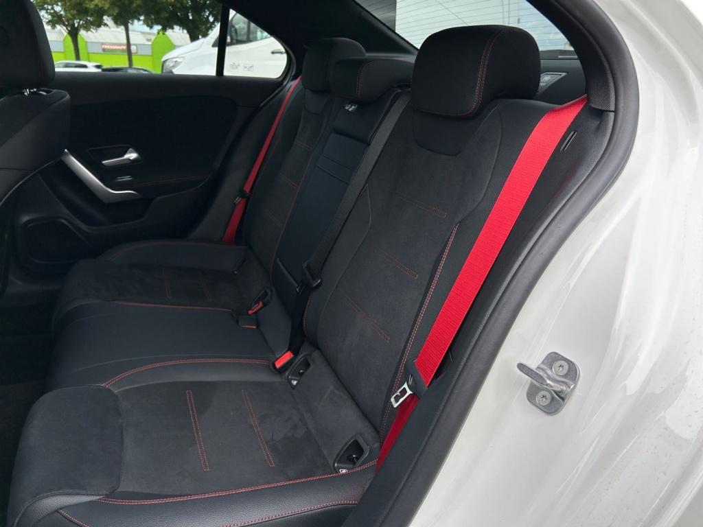 Mercedes-Benz AMG A 35 AMG 4M Limousine /Multibeam/ Mercedes-Benz AMG A 35 AMG 4M Limousine /Multibeam/